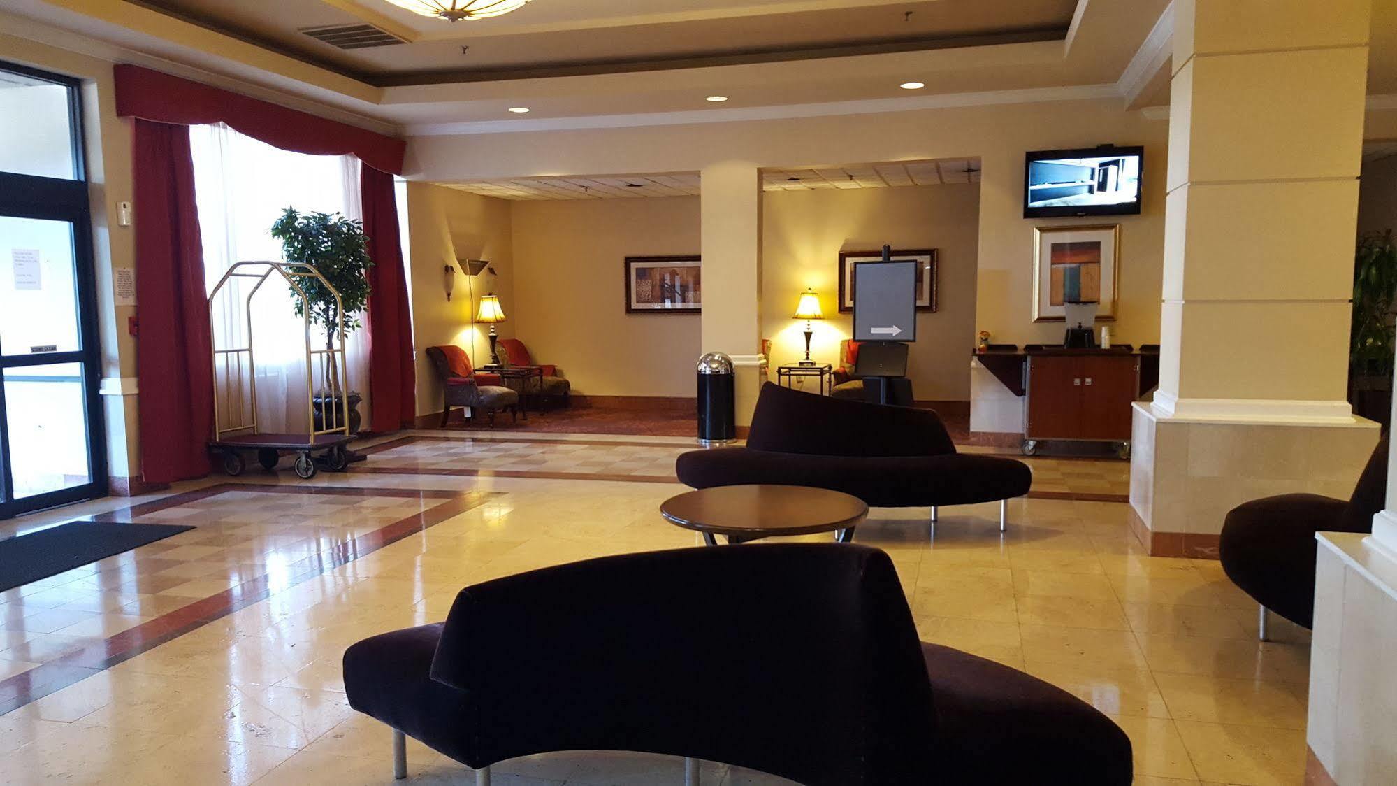 Hotel Ramada Plaza By Wyndham Atlanta Airport Exterior foto